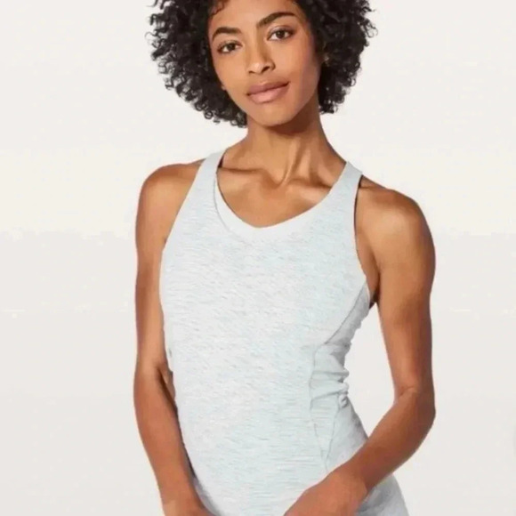 Lululemon stash and run tank top Size 8 - Picture 2 of 5